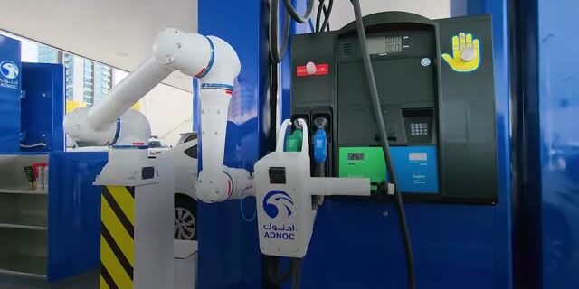 ADNOC UEA menerapkan AI otonom