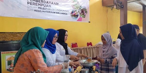 APP Group dalam program Desa Makmur Peduli Alam untuk pelestarian lingkungan dan kesejahteraan keluarga