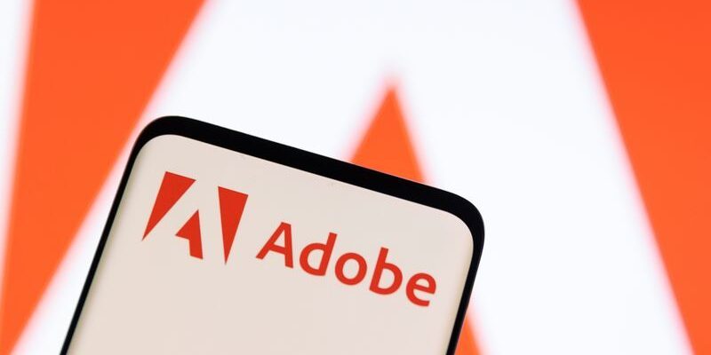 Adobe bermitra dengan OpenAI 