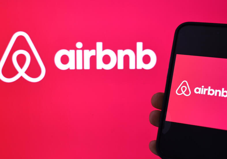 Airbnb Larang Kamera Keamanan