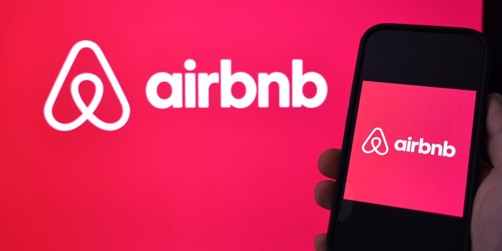 Airbnb Larang Kamera Keamanan