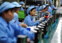 Aktivitas pabrik di China menurun