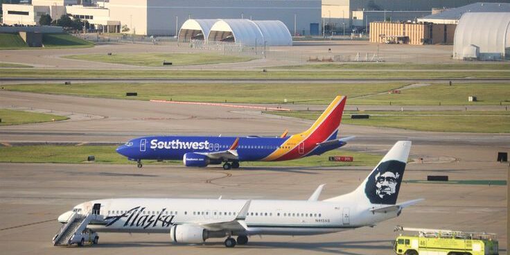 Alaska batal takeoff hindari tabrakan dengan Southwest