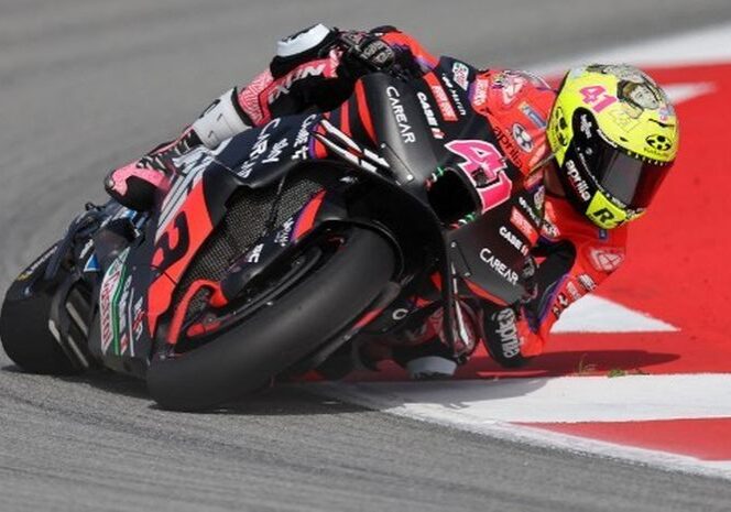Aleix Espargaro dari team Aprilia