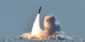 Ambisi Jepang Miliki Senjata Nuklir