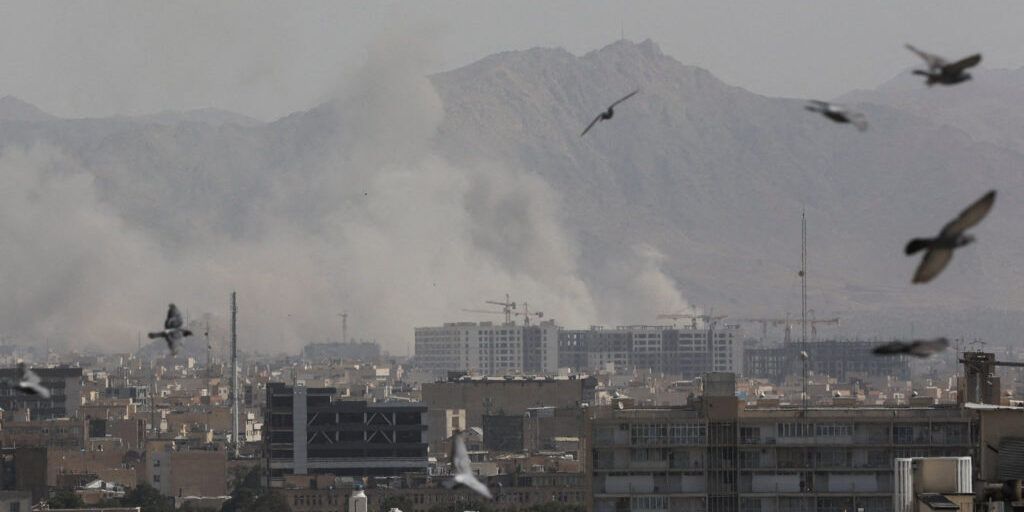 Amerika Serikat menyerang  Iran