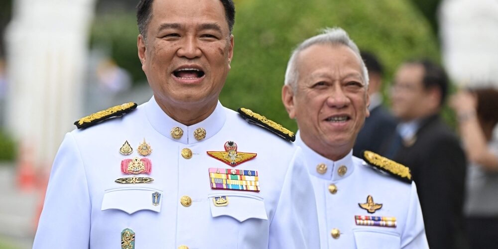 Anutin Charnvirakul resmi menjabat PM