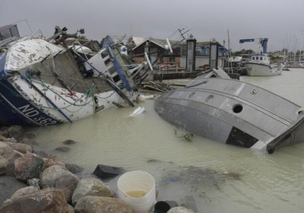 Badai Babet picu banjir dan pemadaman