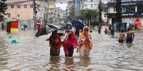 Banjir dan longsor di Bangladesh menewaskan 44 orang