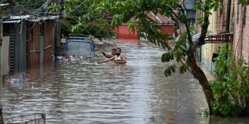 Banjir di Nepal menewaskan 170 orang