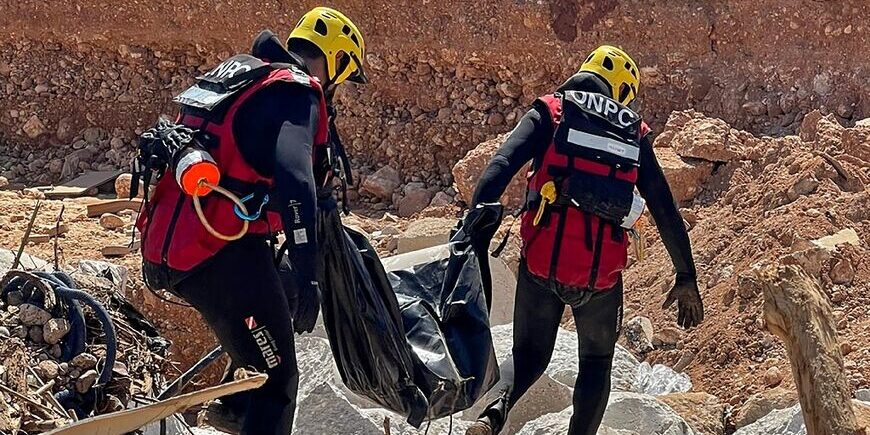 Bantuan tiba untuk korban yang selamat