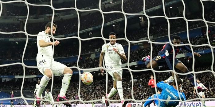 Barcelona mengalahkan Real Madrid di Copa del Rey