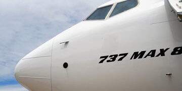 Boeing 737 MAX 8 mendarat di China