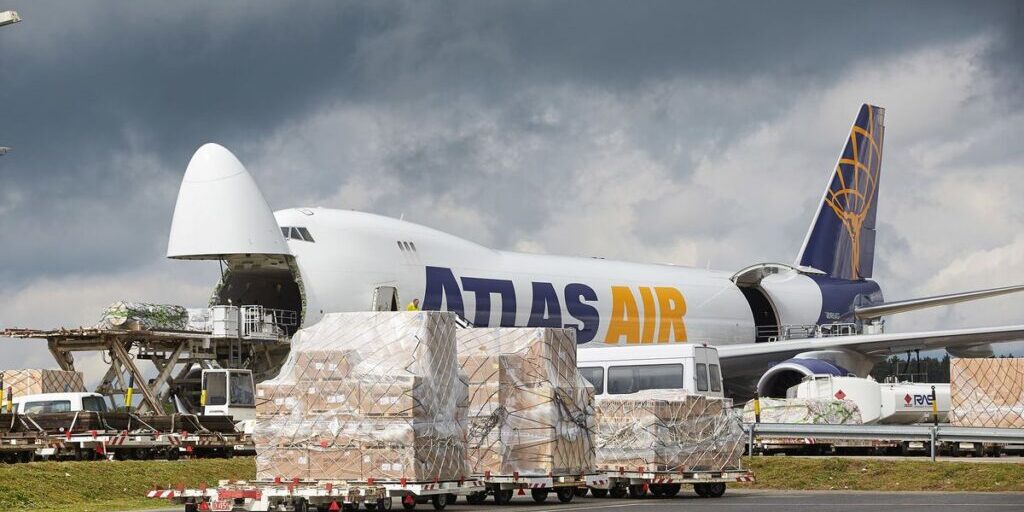 Boeing 747 Jumbo Jet Cargo