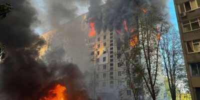 Rusia Bom Gedung Tinggi di Kharkiv