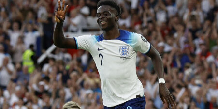 Bukayo Saka cetak hat-trick 3 gol