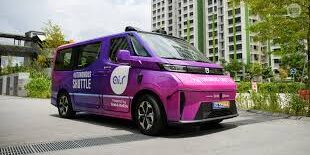 Bus Antar-Jemput Tanpa Pengemudi 