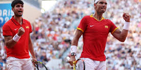 Carlos Alcaraz dengan Rafael Nadal