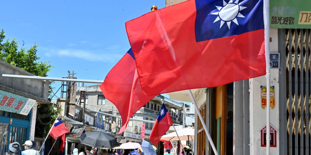 China sedang mencari 2 Influencer Taiwan