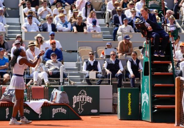 Coco Gauff berdebat dengan Umpire