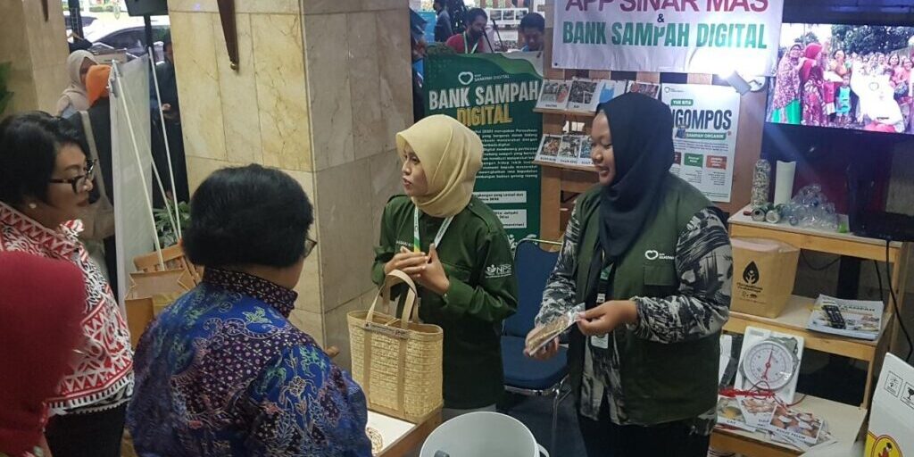 APP Sinarmas Gandeng Bank Sampah Digital 