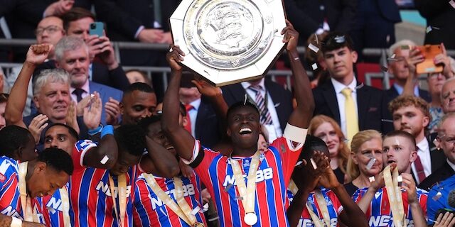 Crystal Palace Juara Community Shield