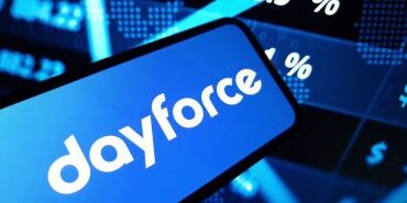 Dayforce diakuisisi Thoma Bravo