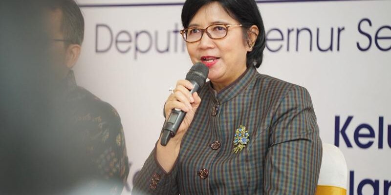 Destry Damayanti 