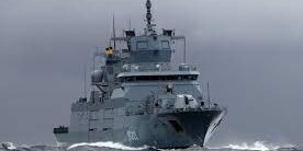 Dua Kapal Perang Jerman di Selat Taiwan