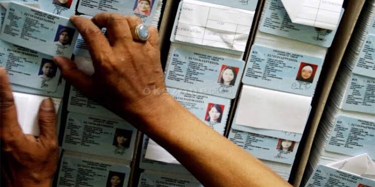 lustrasi pencetakan e-KTP 