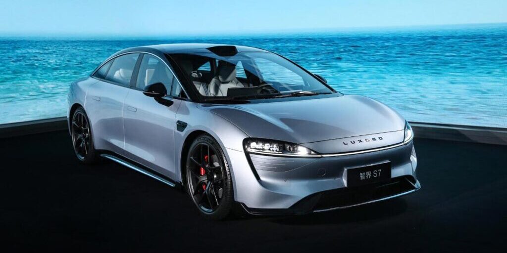 EV Patungan antara Huawei dengan Cherry