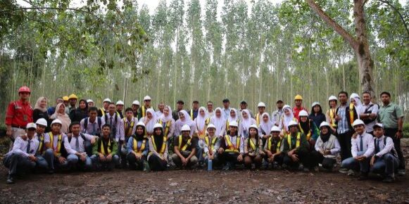 Generasi muda mengenali pengelolaan ekosistem Gambut di HTI 