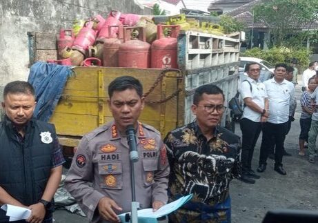 digerebek polisi karena dijadikan tempat pengoplos LPG 3 Kg