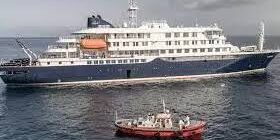 Evakuasi Penumpang Kapal Pesiar MV Hondius dimulai