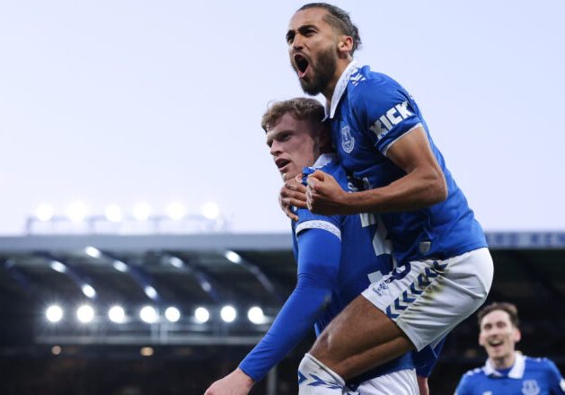 Everton mengalahkan Liverpool 2-0