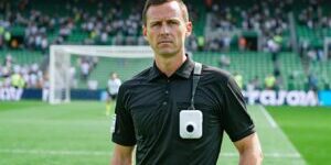 FIFA Uji Kamera Badan Wasit