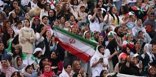 Fans Wanita Iran