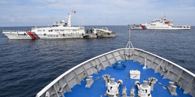 Filipina terus kerahkan kapal di Laut China Selatan