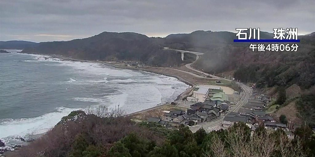  Gempa Magnitudo 6,7 mengakibatkan Tsunami kecil