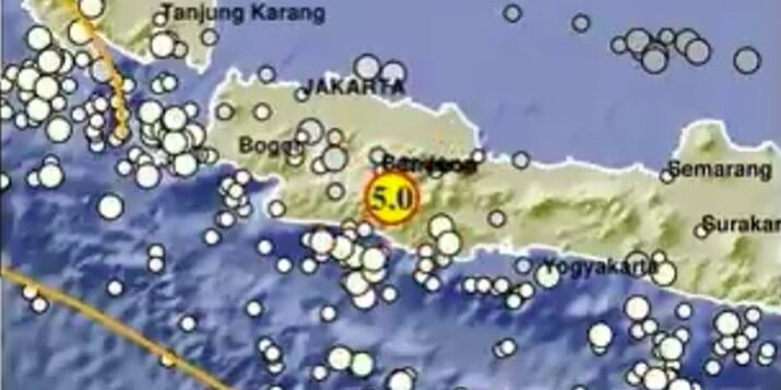 Gempa bumi mengguncang Kabupaten Bandung dengan magnitudo 5,0 M.