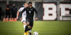 Gloire Amanda, pemain asing tanpa izin kerja