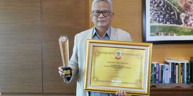 Mohammad Abdul Ghani, dianugerahi penghargaan Best CEO in Palm Oil Industry 2024