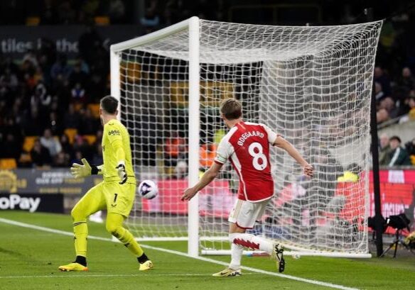 Gol Arsenal ke gawang Wolves