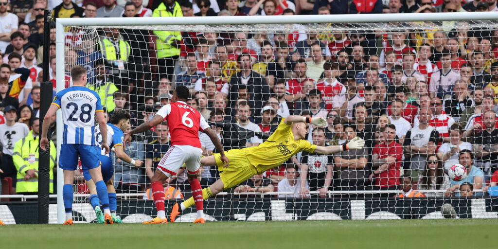 Gol Brighton ke gawang Arsenal