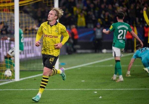 Gol Dortmund ke gawang Newcastle