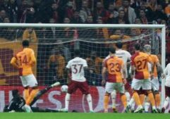 Gol Galatasaray ke gawang Andre Onana