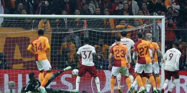 Gol Galatasaray ke gawang Andre Onana