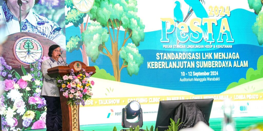 Menteri LHK, Siti Nurbaya membuka Pekan Standar Lingkungan Hidup dan Kehutanan 2024

