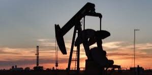 Harga Minyak Melonjak