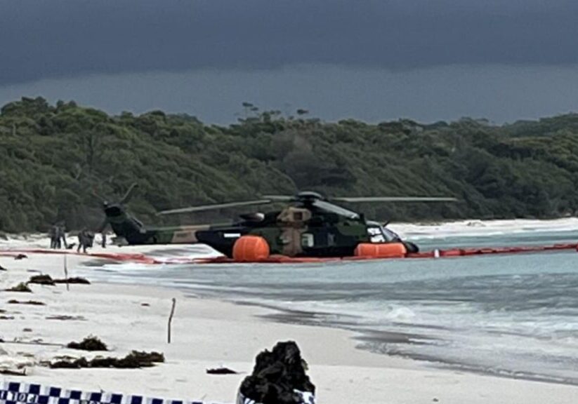 Helikopter Militer Australia yang jatuh